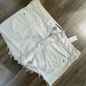NWT low rise white Express shorts, Size 2
